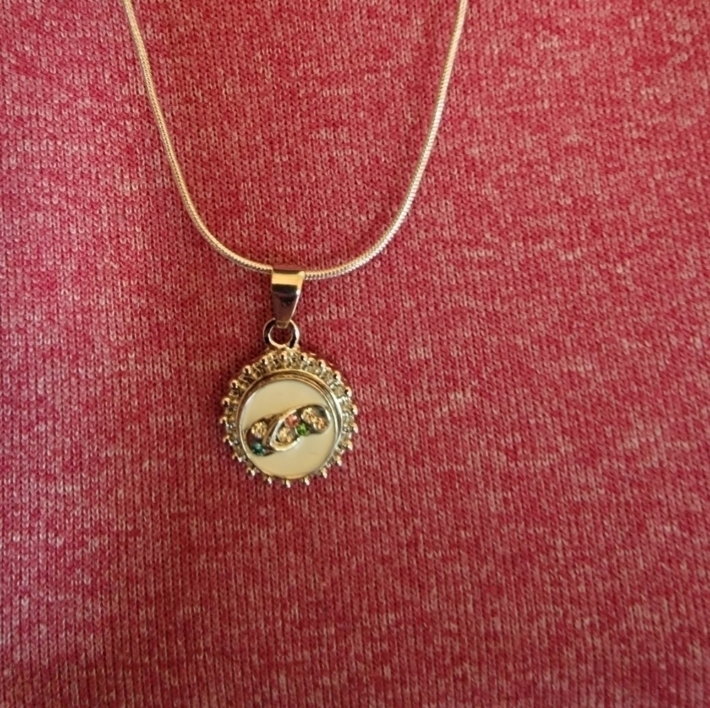 SNAP Necklaces - Picture 2 of 2